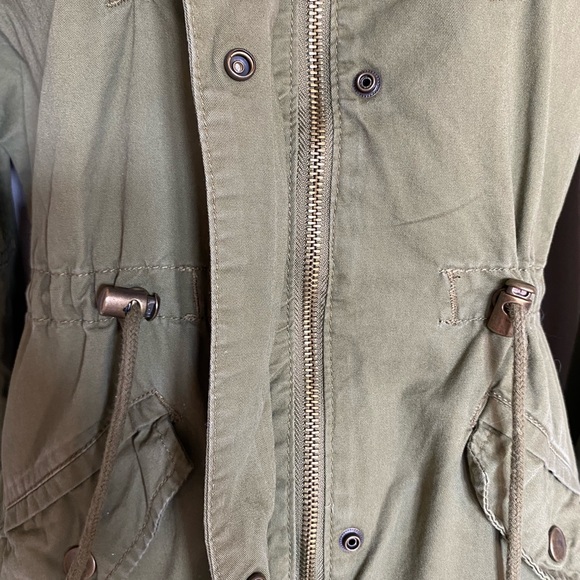 LOVE TREE, lightweight, cargo military jacket with cinched waist ties, Sz M - Picture 3 of 3